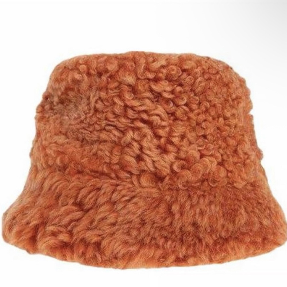 Cult Gaia shearling Orange Hat